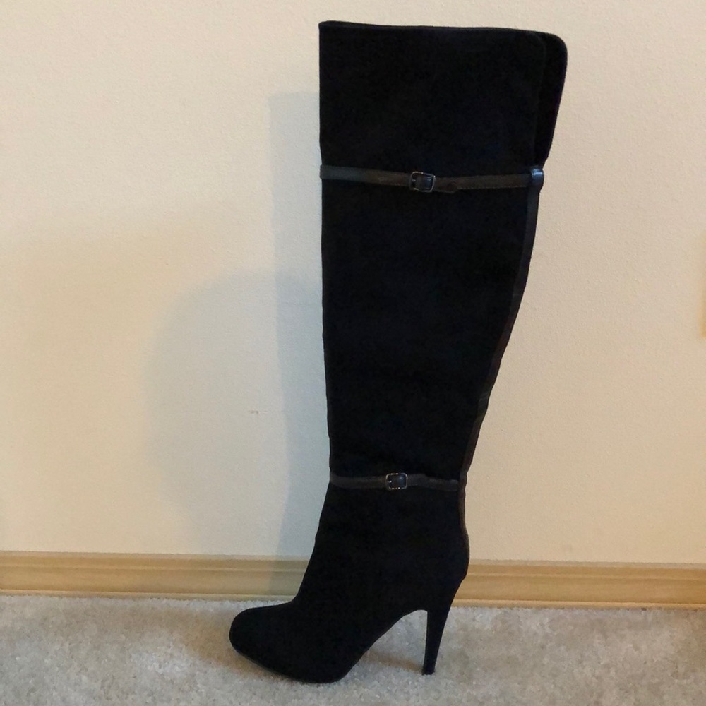 High heel boots 👢